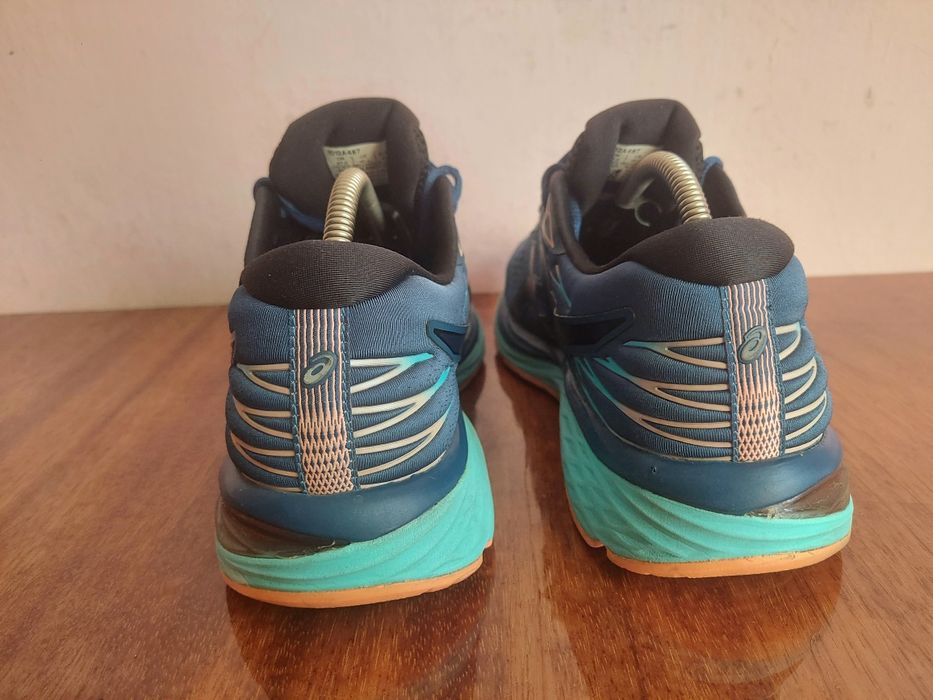 Кроссовки бігові фірми Asics GEL-CUMULUS 21 на GoreTex оригінал

65()/