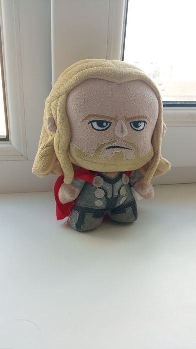 Плюшива іграшка Thor Marvel