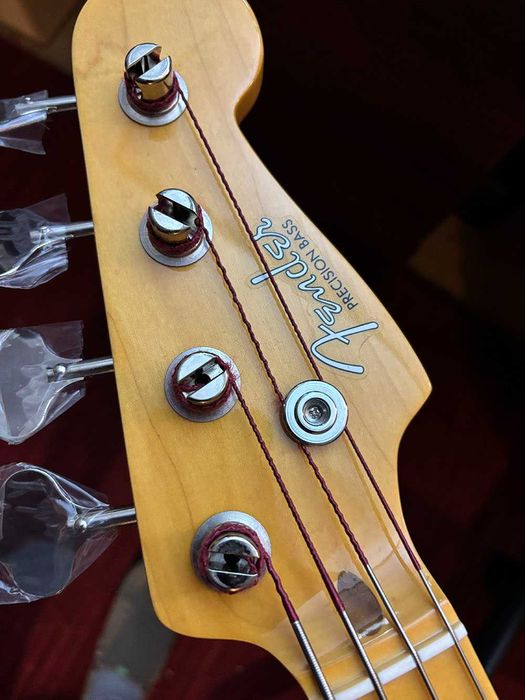 Fender Jazz Bass USA com Braço Precision MIM – Estado Impecável