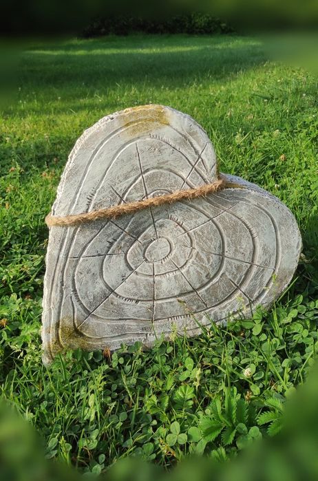 Donica Serce z powitaniem gości.