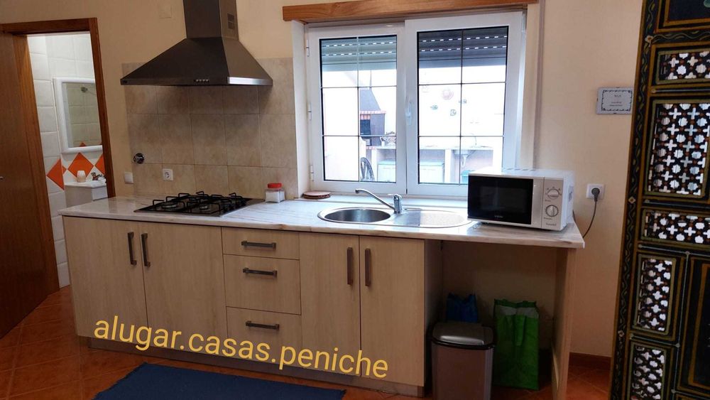 Arrenda T0 Peniche