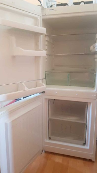 Lodówka Liebherr Cup 2221  zadbana do naprawy wys. 137