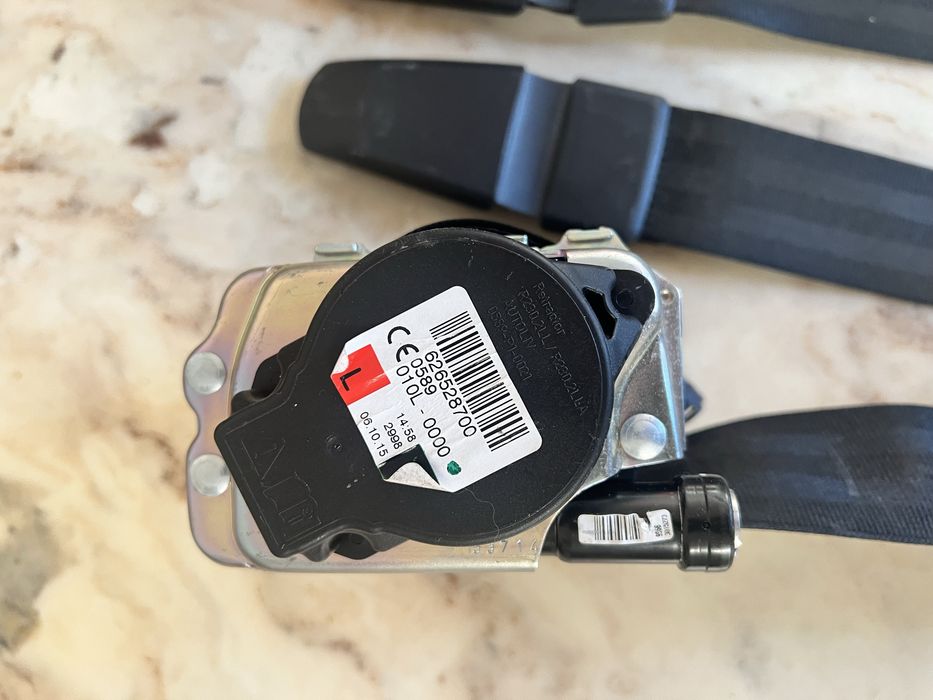 Audi a4 b9 a5 pasy bezpieczenstwa airbag