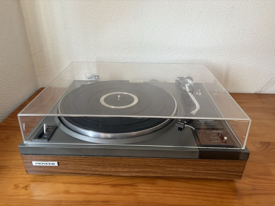 Gira discos Pioneer PL-112 D