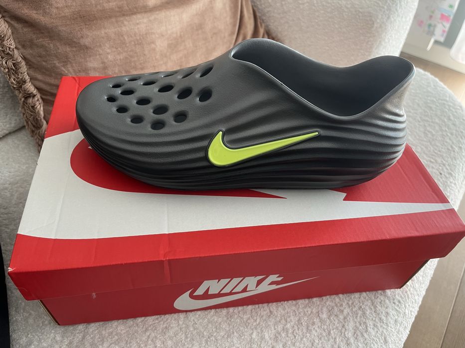 Nike Reactx Rejuven8 44 Black Volt