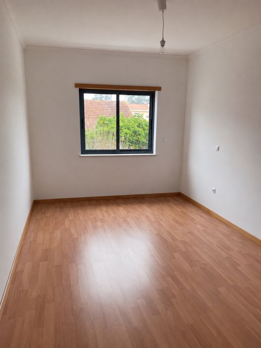 Arrenda T2 centro Cantanhede