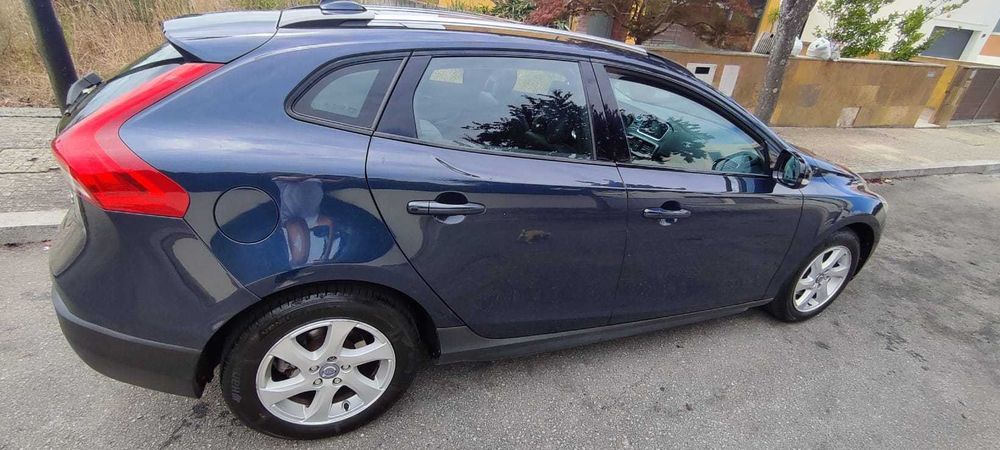 Volvo V40 Cross Country 1.6 D2 (2014) – Bancos em Pele Aquecidos
