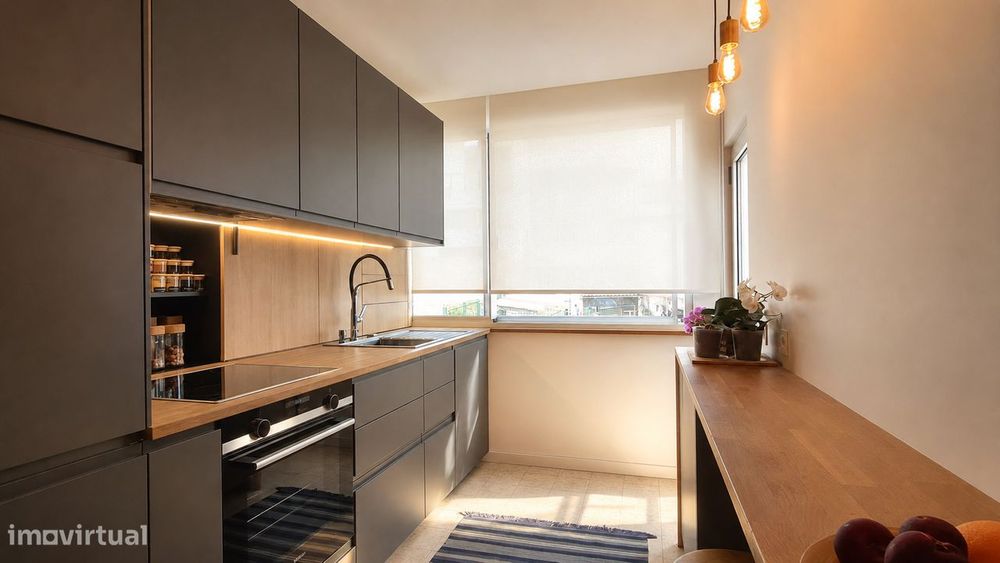 Apartamento T1 Renovado no Centro de Almada