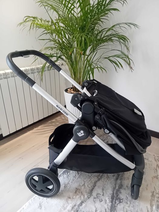 Carrinho de bebé Maxi-Cose Adorra