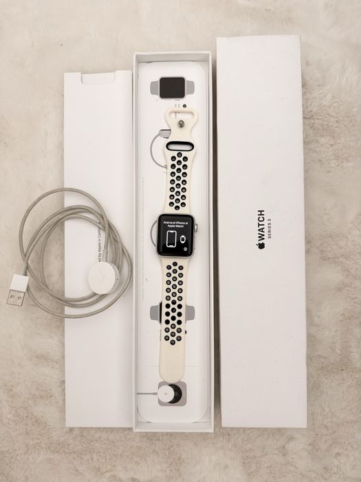 Apple watch series 3