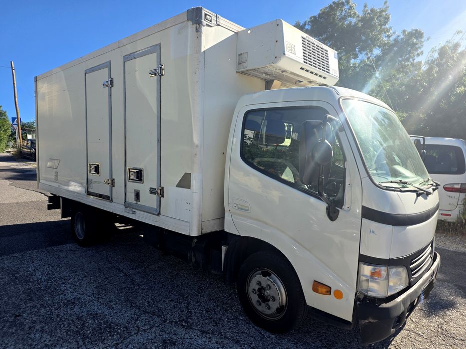 Toyota Dyna / 3.0  D4D / com motor de frio , Ano 2007 / Ligeiro , rodado duplo