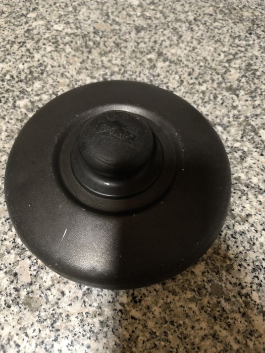 Panela 18 cm de diâmetro com tampa