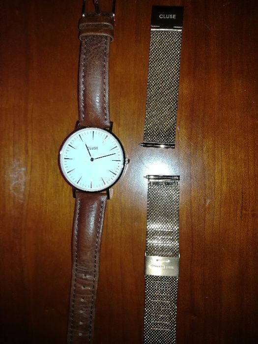 Relógio Cluse com braceletes
