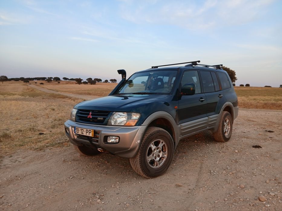 Mitsubishi Pajero 3.2 did, longo 7lug, caixa manual