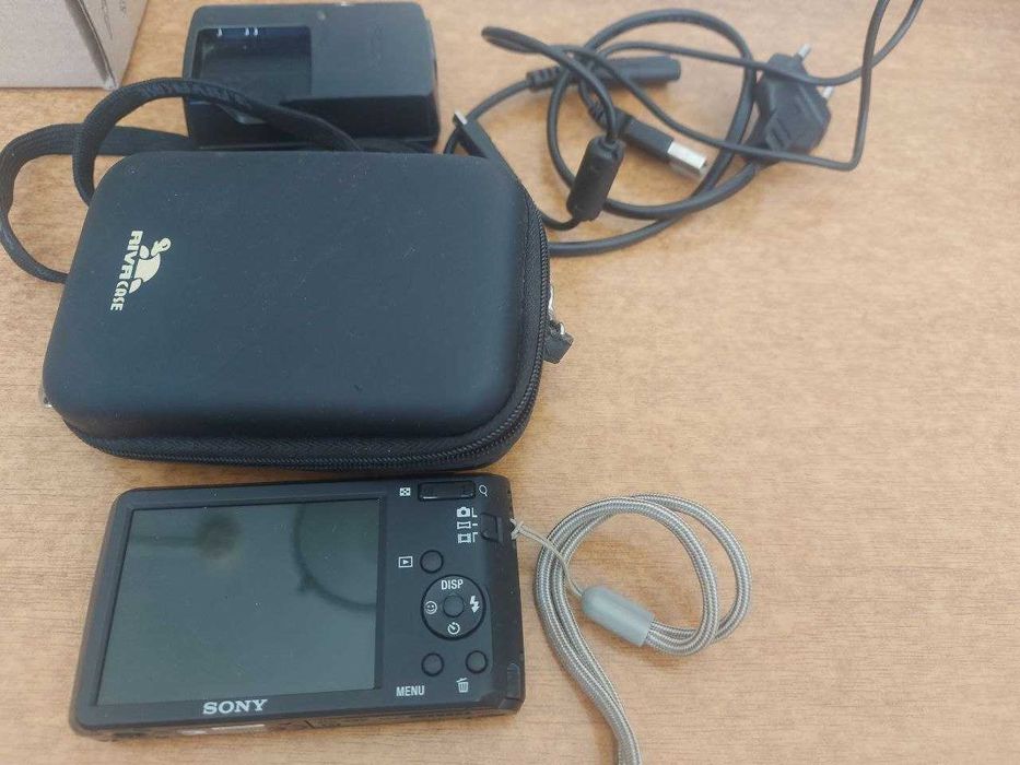 Sony Cyber-Shot DSC-W520 Black