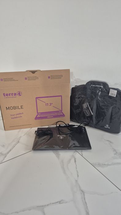 Новий ноутбук Terra. Німеччина