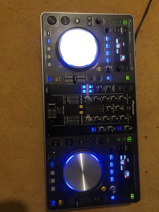 Mixer Pioneer XDJ-R1