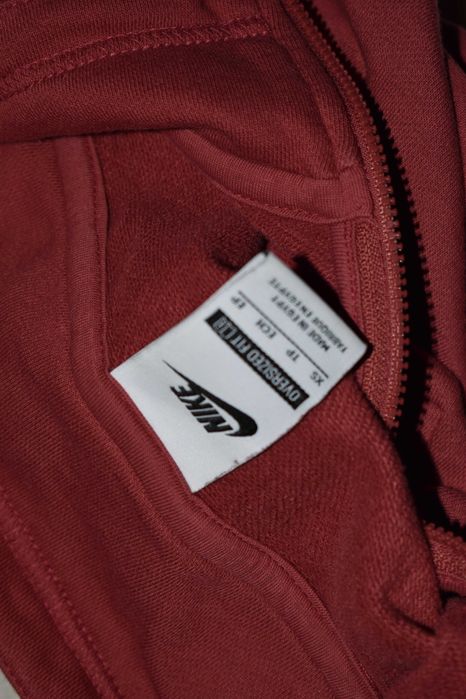 Bordowa bluza Nike