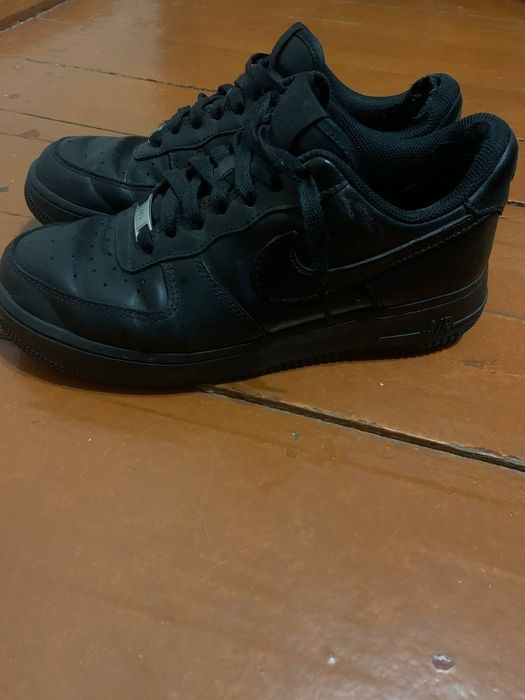Продам Nike Force 1  чорні