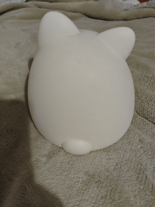 Lampka w kształcie kotka