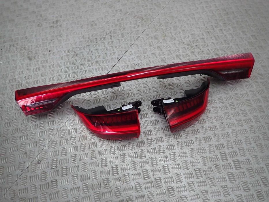 Audi a7 4k фары (фара левая, правая)