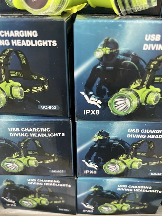 Lanterna de cabeça a prova de agua para apanha de marisco e mergulho