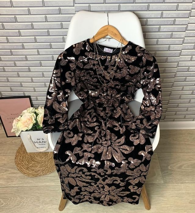 Продаю дуже гарну сукню