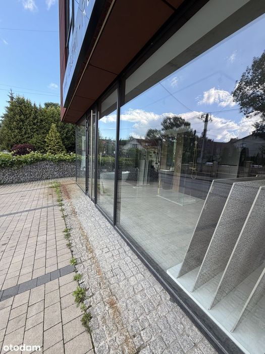 NOWOCZESNY LOKAL USŁUGOWY | centrum Myślenic | witryna | parking