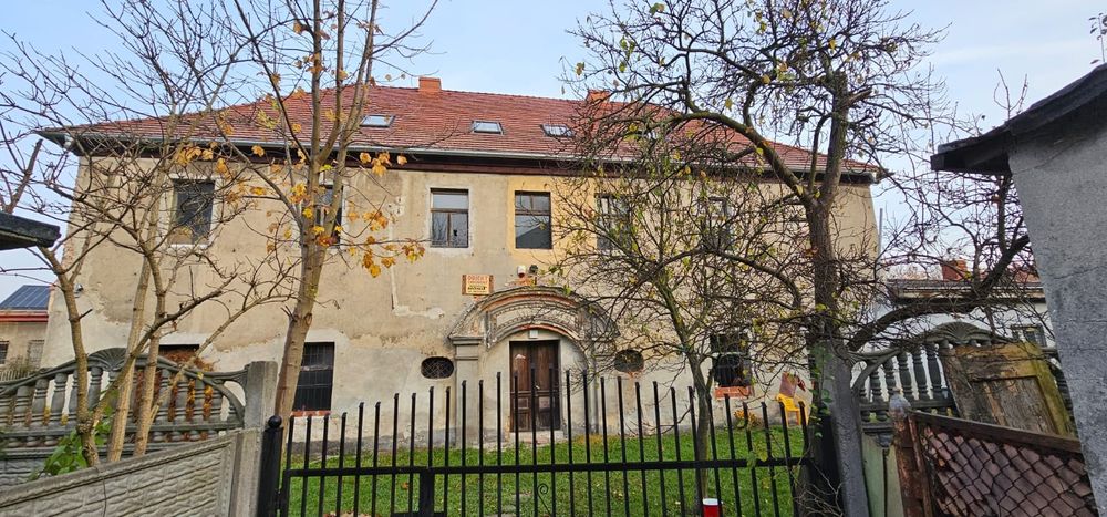 Kamienica Żary do remontu, 10 mieszkań