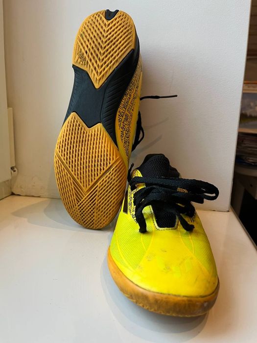 Футзалки Адідас р 38.5