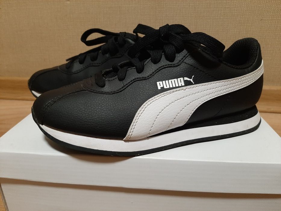 Кросівки дівочі Puma