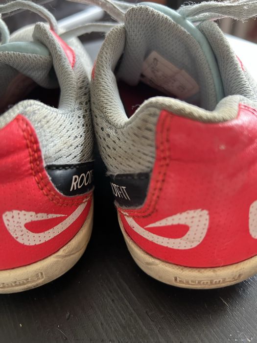 Adidasy kolo domu 36 hummel