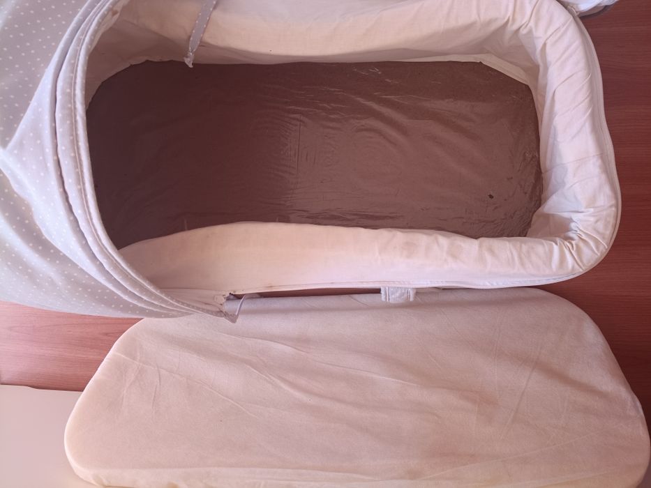 Alcofa de transporte (carrycot), Mariamãe Little Star, cinza e branco