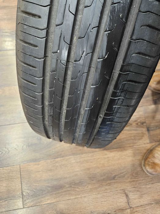 Opony letnie 4szt Continental - 215/55 R17 V