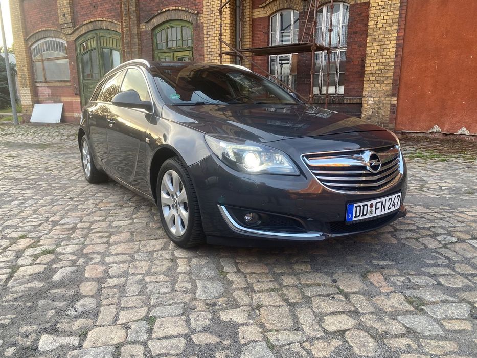 Opel Insignia Bezwypadkowy !!! Serwisowany !!!