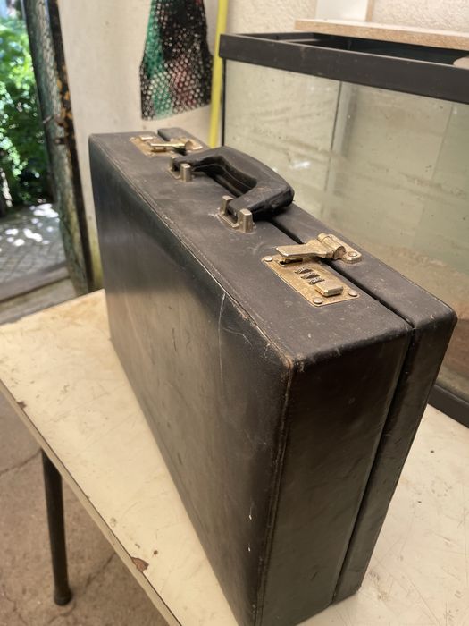 Pasta preta vintage classic