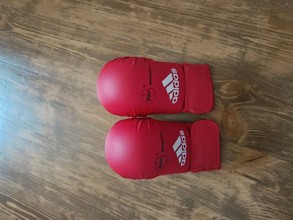 Рукавиці для карате