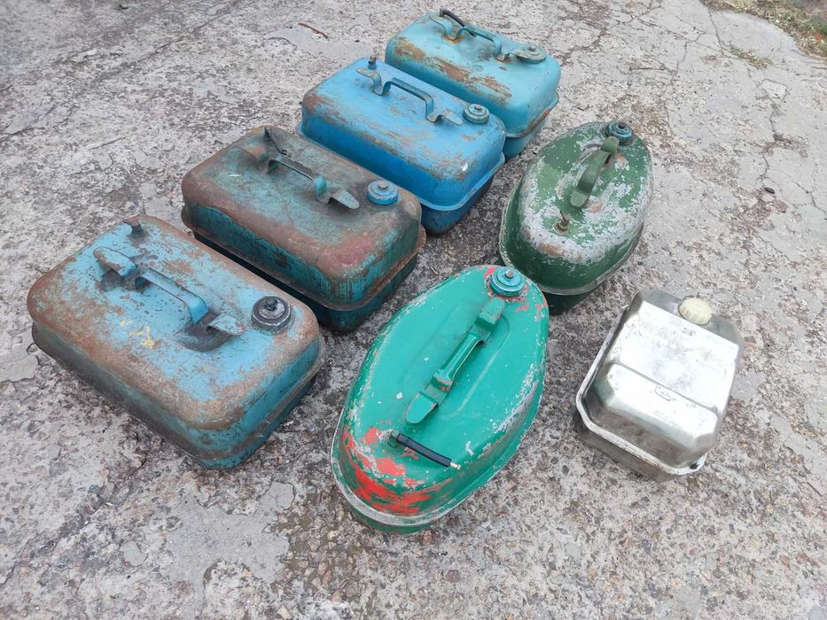 Канистра бак лодочный мотор