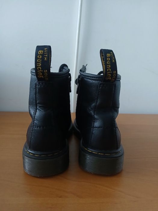 Шкіряні чоботи фірми Dr.Martins оригінальні детячі