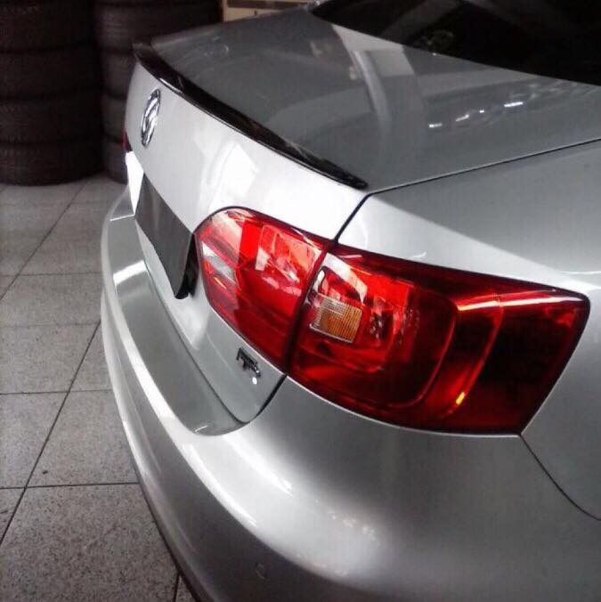 Volkswagen Jetta 2010-2017(USA) Спойлер Козырек Бленда Накладка Лип