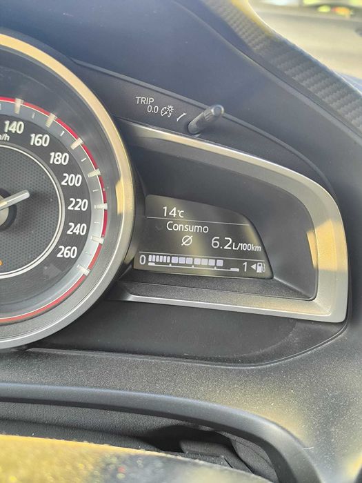 Mazda 3 SkyActive 1.5 Gasolina