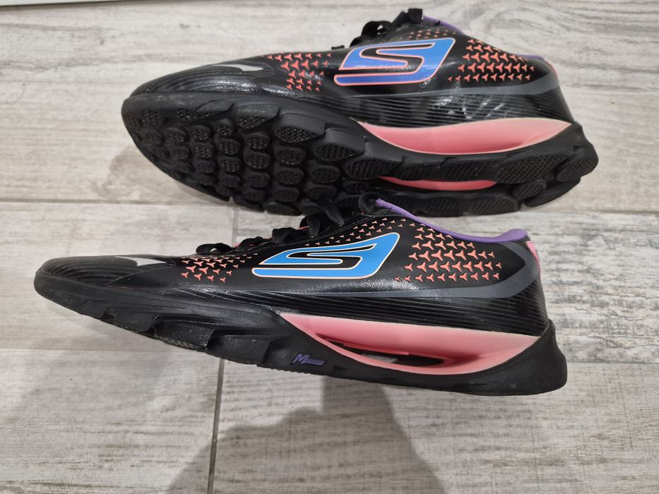 Кросівки Skechers, оригінал, 37-38 розмір