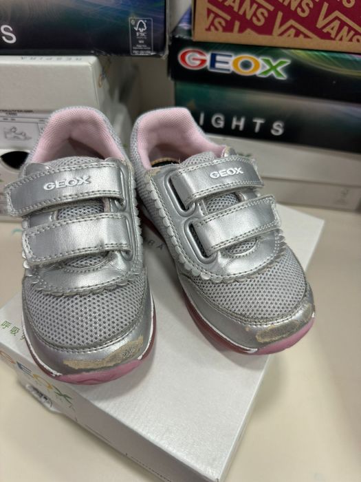 Sapatos Geox menina 26