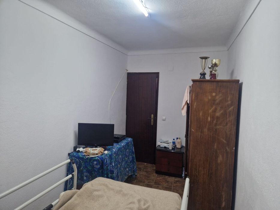 Vende casa no Alentejo em estado novo. Pronta a habitar.