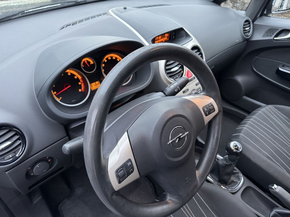 Opel Corsa 1.2 Gasolina