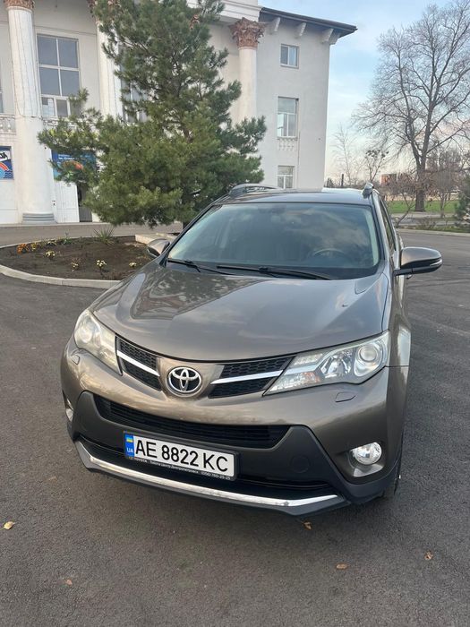 Продам Toyota RAV 4