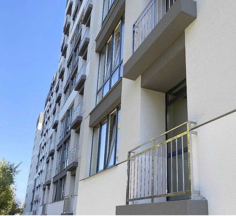 Здана Гаряча 2 кім по вулиці Мазепи 62м2