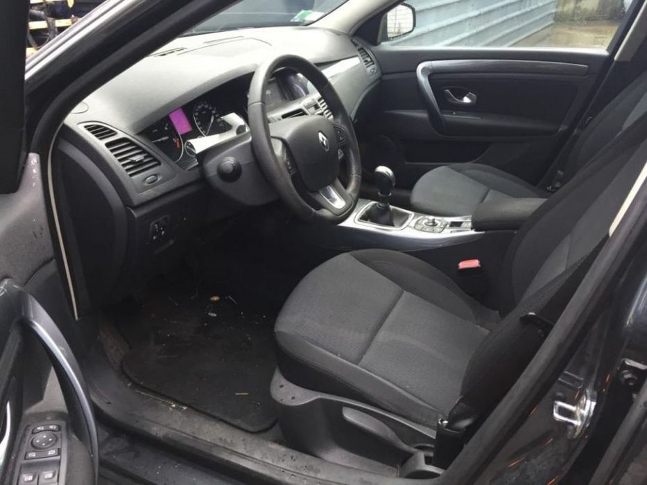 Renault Laguna III 1.5 dci 110cv de 2010 para peças