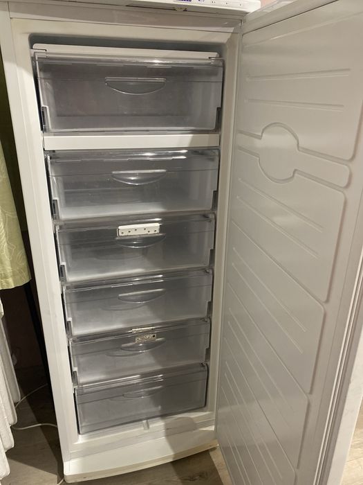 Морозильна камера