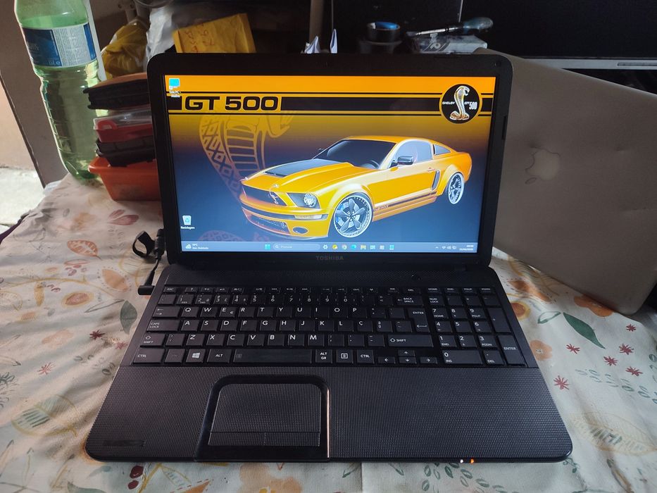 Toshiba Satélite C850 Pro I3